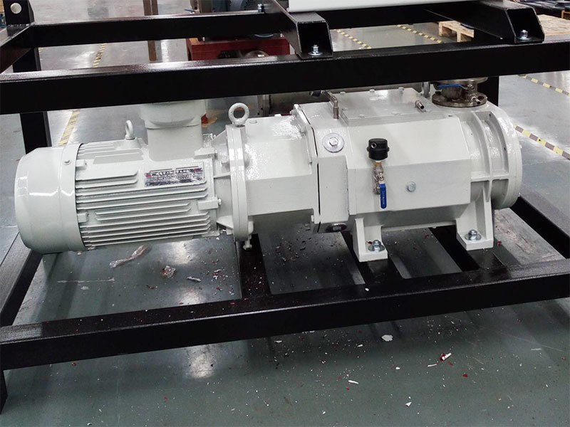 真空(kōng)泵常見(jiàn)的(de)故障處理(lǐ)方法